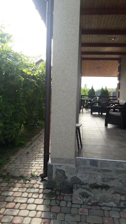 Villa Відрада Myrhorod Exterior foto
